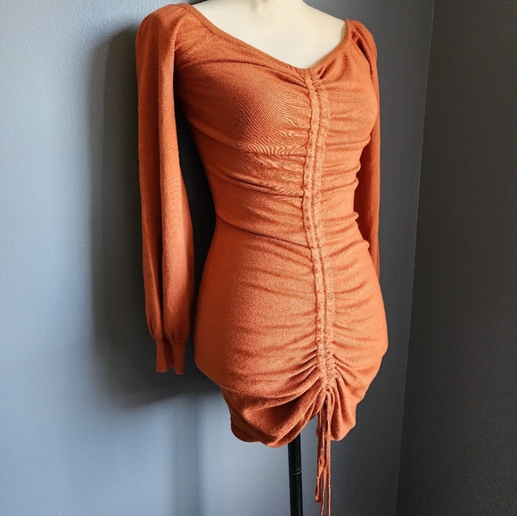 NWT Forever 21 Off Shoulder Ruched Knit Dress - Picture 2 of 7